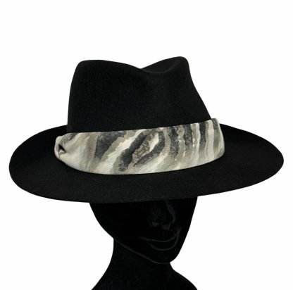 Priscilla Fedora Nero con fascia in organza seta maculata - immagine 2